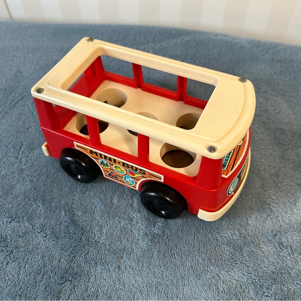 Fisher Price #141 Play Family Mini-Bus / Play Family Mini-Van vintage 1970s